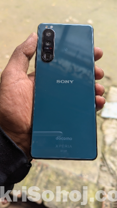 Xperia 5 III